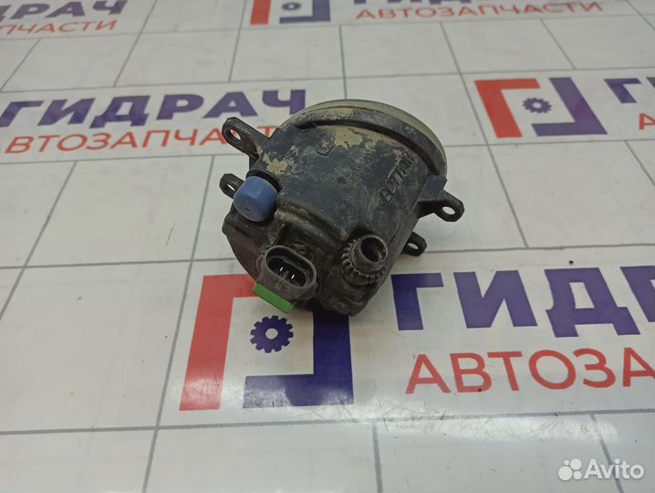 Фара противотуманная правая Toyota RAV4 (XA30) 81210-0D041