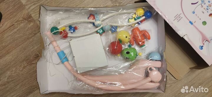 Подвеска-карусель (мобиль) с погремушками