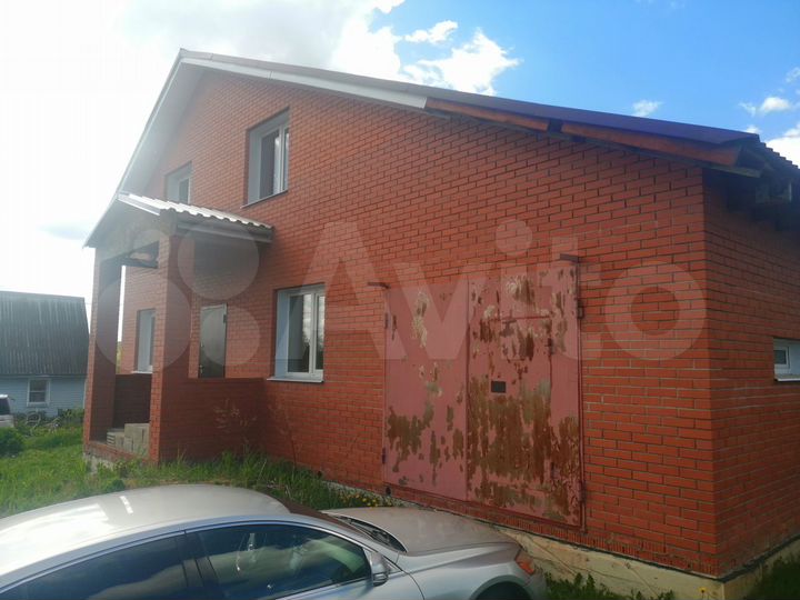 Дом 252 м² на участке 6 сот.