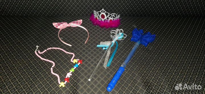 Нарядное белое платье 5-7лет