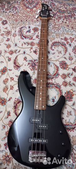 Басс гитара 4 струны