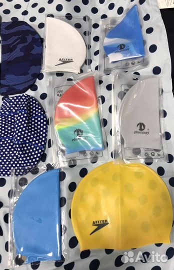 Шапочки для бассейна