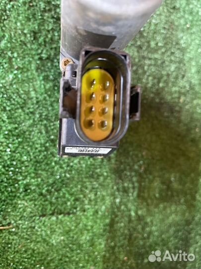 Моторчик стеклоподъемника задний левый Audi A6