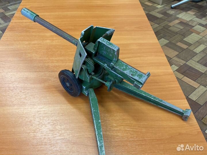 Игрушка СССР металлическая пушка