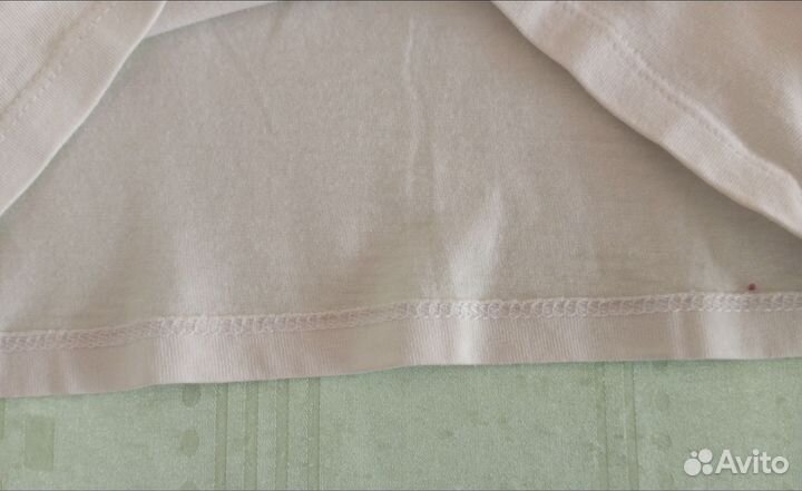 Лонгслив для девочки с рисунком 116 рост, б/у