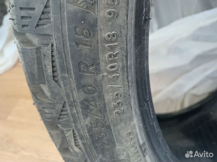Michelin X-Ice North 4 235/40 R18 95T