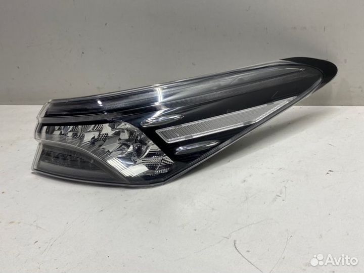 Фонарь задний левый Toyota Camry V70/V75 2018-2021