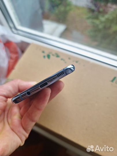 Samsung Galaxy S10 5G Single sim, 8/512 ГБ