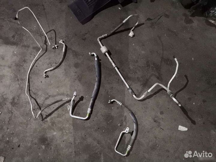 Трубки кондиционера и гура Peugeot 407