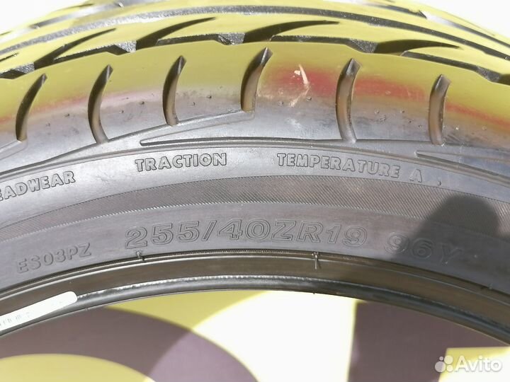 Bridgestone Potenza S03 255/40 R19