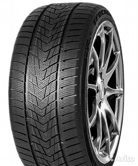 Tracmax X-Privilo S330 215/45 R18 93V