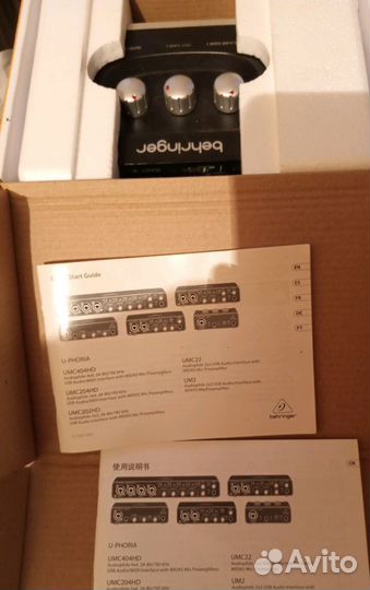 Звуковая карта behringer UM2