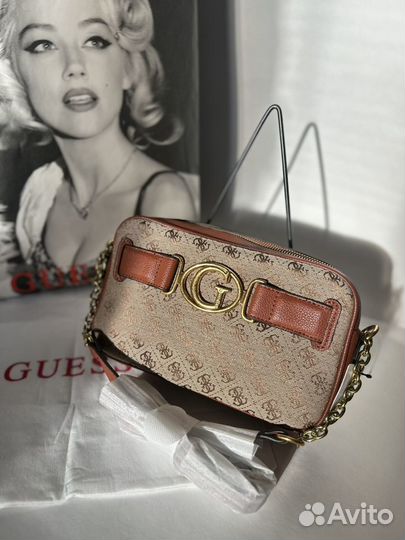 Новая женская сумка Guess