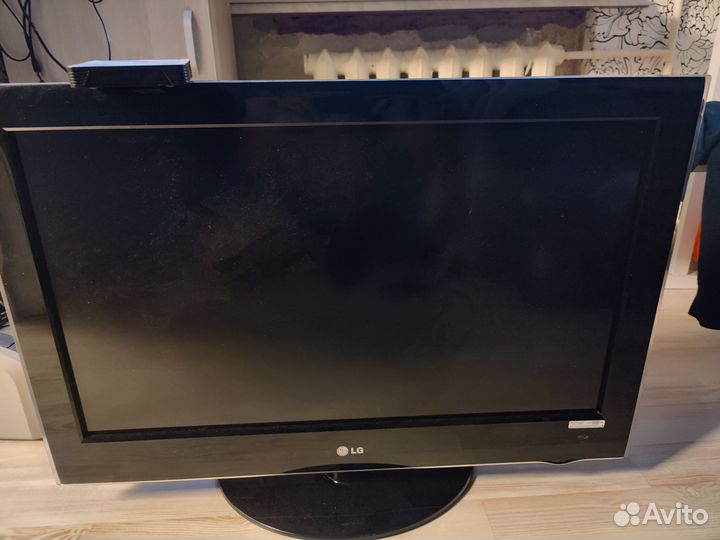 Телевизор LG 32