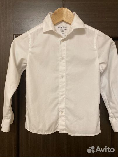 Продаю брюки жилетка рубашка