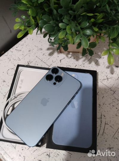 iPhone Xr, 128 ГБ