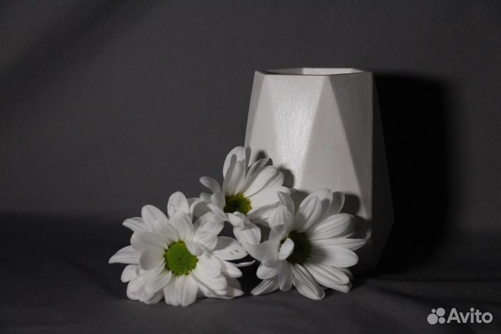 Ваза из гипса для сухоцветов