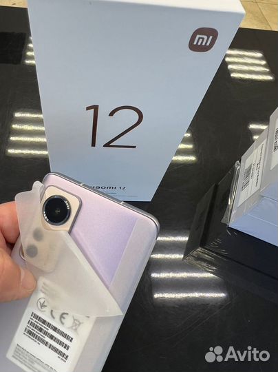 Xiaomi 12, 8/256 ГБ