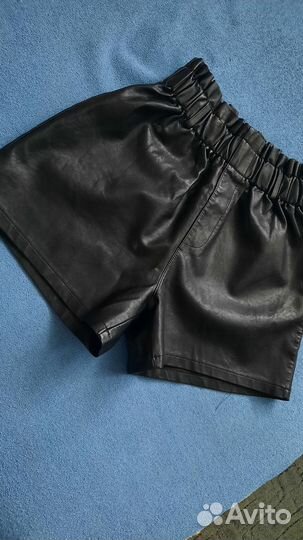 Кожаные шорты