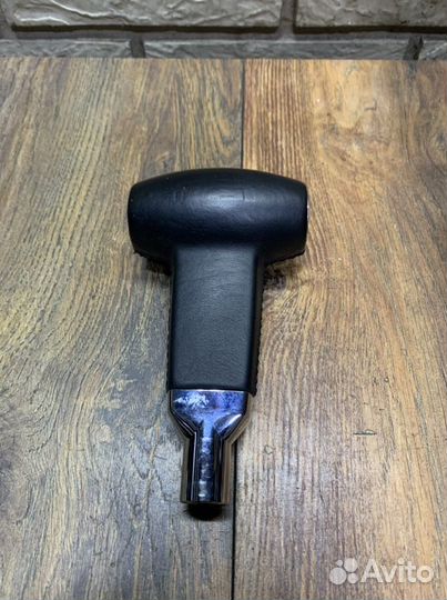 VW Touareg Рукоятка кулисы кпп