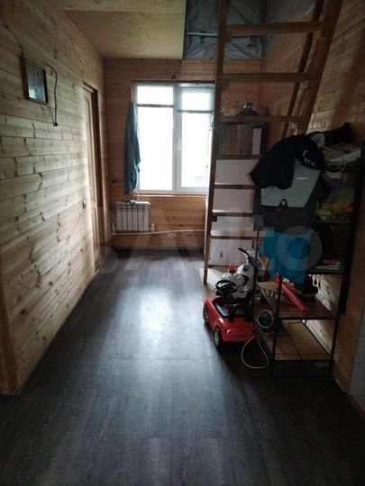 Дом 160 м² на участке 6 сот.