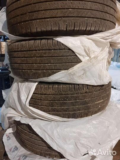 Michelin Latitude Tour HP 235/65 R17 108