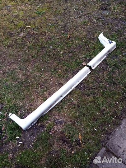 Накладки на пороги ваз 2114