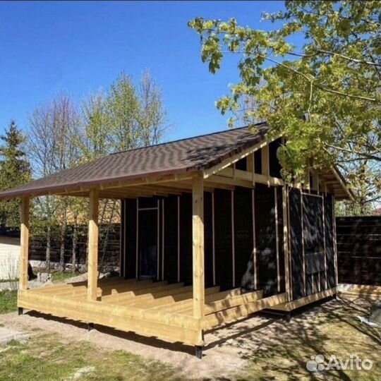 Бригада строителей