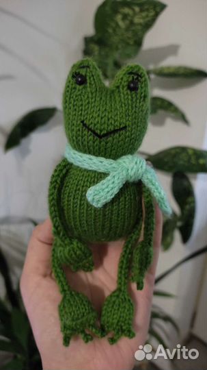 Вязаные игрушки Лягушка
