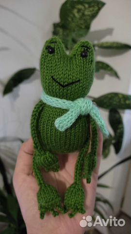 Вязаные игрушки Лягушка
