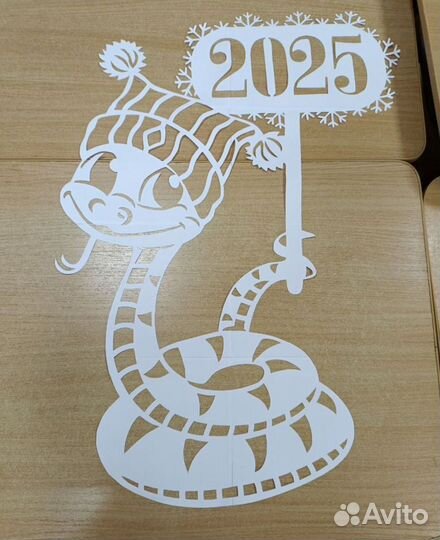 Вытынанки на окно змея