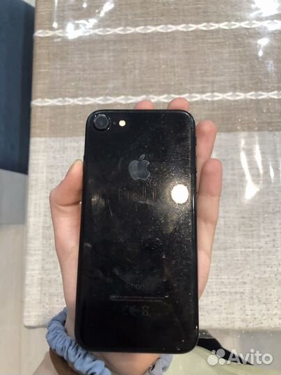 iPhone 7, 32 ГБ