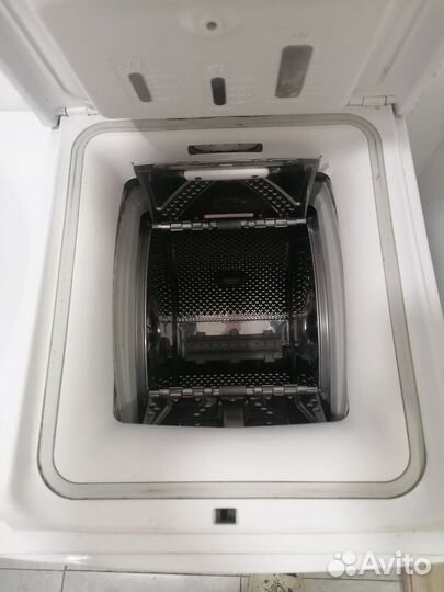 Стиральная машина с вертикальной загрузкой