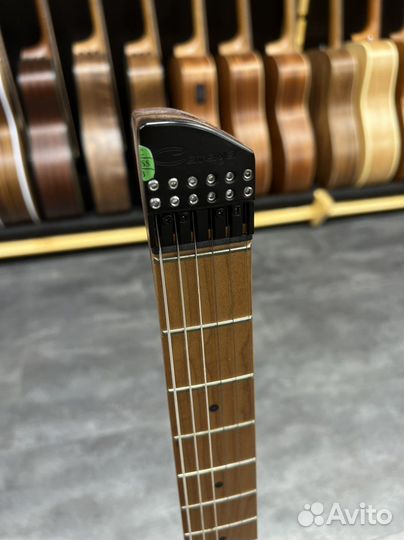 Электрогитара безголовая Caraya (новая)