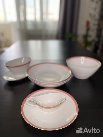 Набор столовой посуды