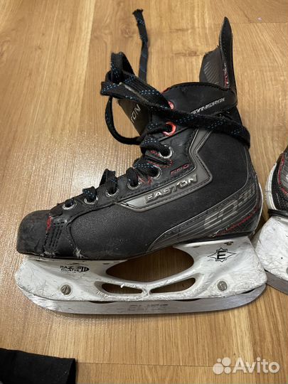 Продам хоккейные коньки Easton