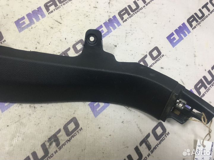 Накладка стойки задней правая бмв 730D F01 седан