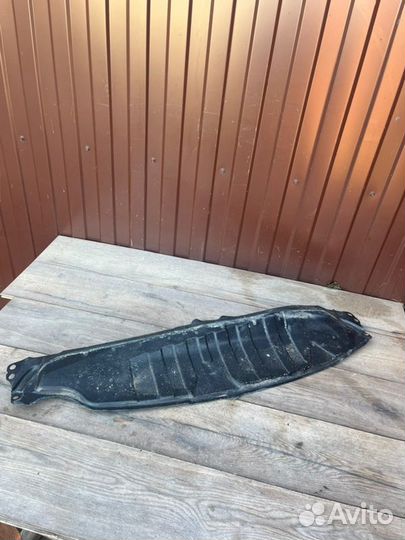 Щит моторного отсека Honda Civic 4D 1.3 2008