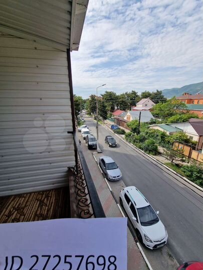 Дом 200 м² на участке 3 сот.