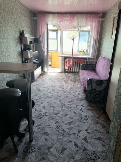 Комната 18 м² в 5-к., 4/4 эт.