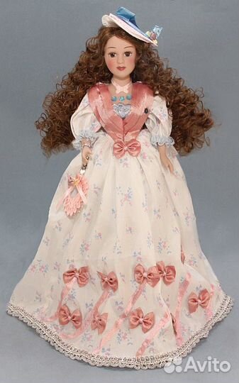 Фарфоровая кукла Наталья