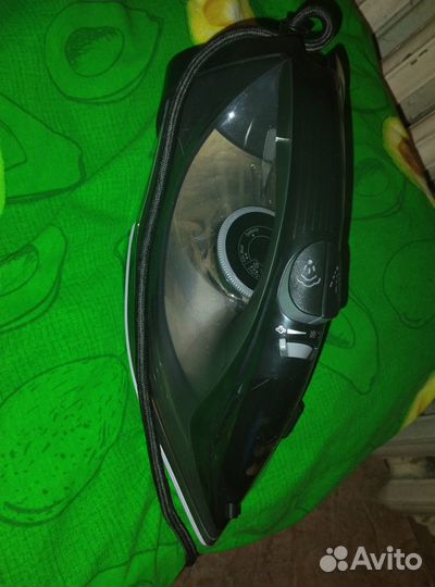 Продам утюг новый