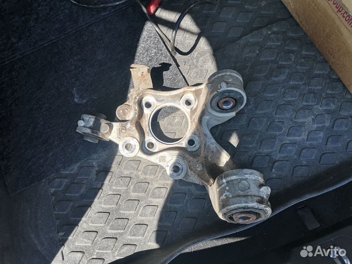 Поворотный кулак задний левый на автомобиль haval