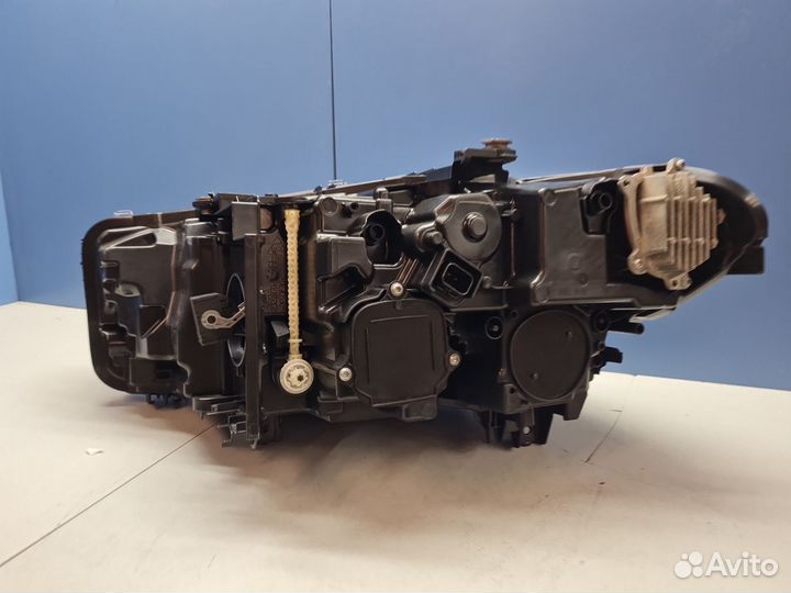Фара правая BMW 5 G30 F90 2016