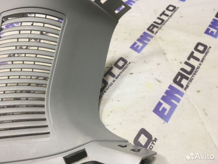 Накладка стойки задней левой Форд Фокус 2