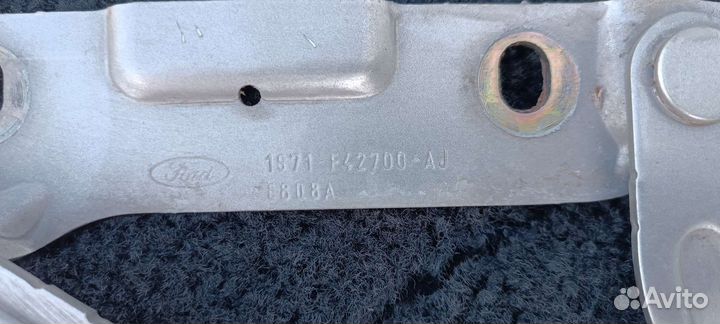 Петля багажника Форд Мондео 3 седан