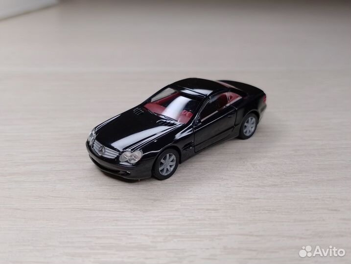 A26.1) Mercedes-Benz SL500 (R230) 2001–2011 Cabrio