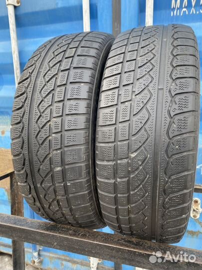 Yokohama AVS Winter V901 215/60 R16 99H