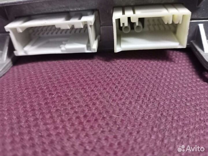 Блок управления телефоном BMW 7