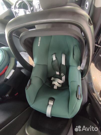 Автолюлька maxi cosi cabriofix с базой